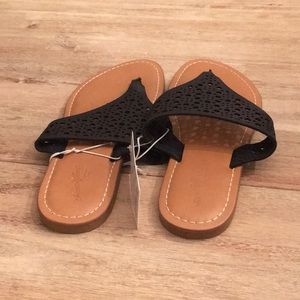 NWT universal thread sandals